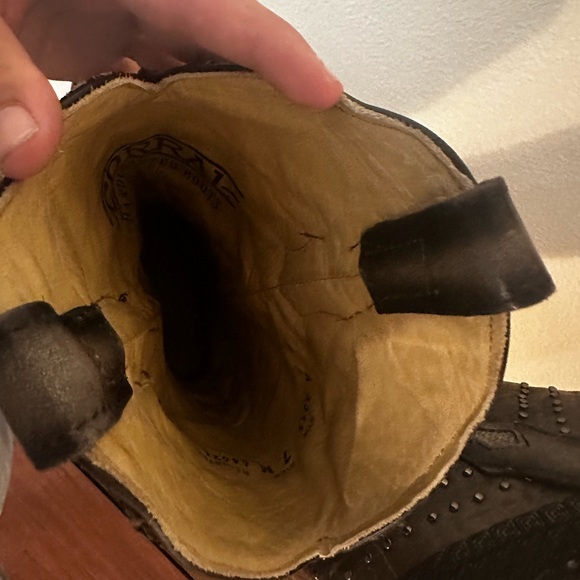 Women’s Corral Western Boots - Picture 2 of 4